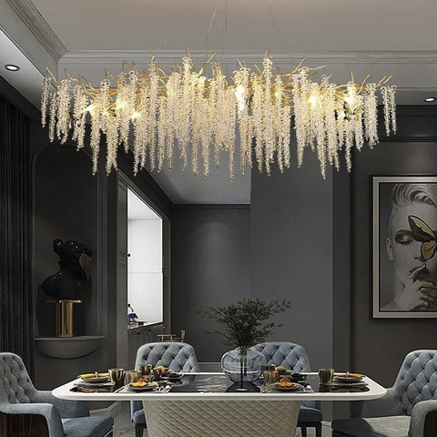 Удлиненная изысканная золотая люстра с хрустальными подвесками в корпусе 120 см