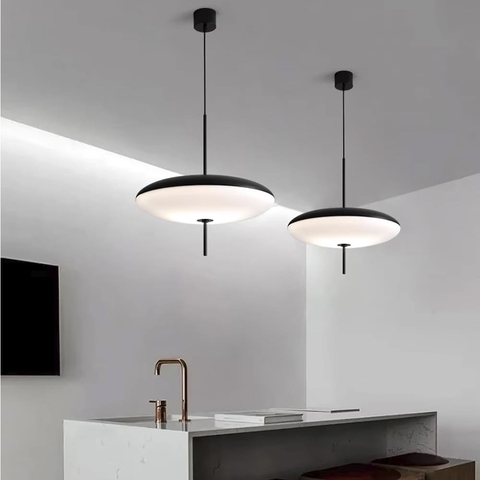 Сучасний підвісний світильник в елегантному чорному кольорі Ø 50 см