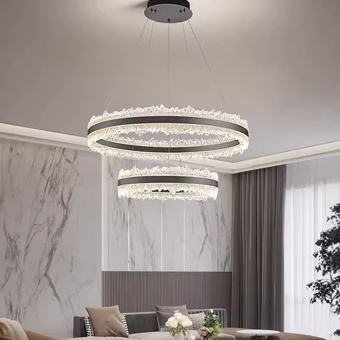 Чарівна підвісна люстра у чорному корпусі з двома кільцями Ø 60+40 см