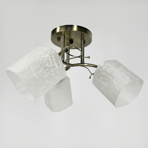 Бронзова люстра на 3 матових плафони з візерунком у корпусі Ø 50 см