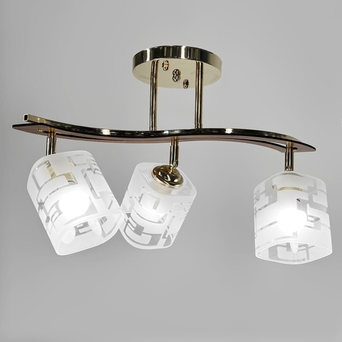 Золотий світильник із декором дерева на 3 плафони у корпусі 50 см