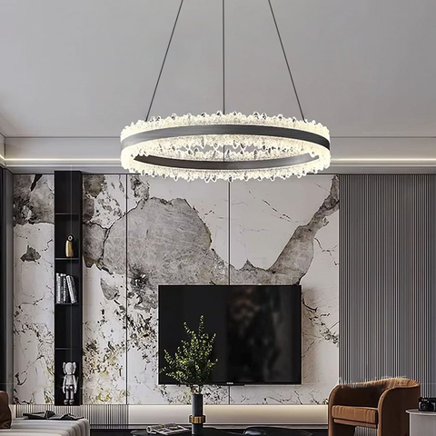 Чарівна підвісна люстра у чорному корпусі з кільцем Ø 60 см