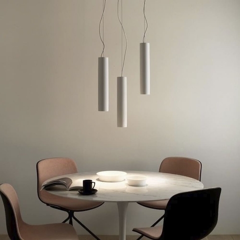 Підвісний світильник у білому корпусі 34х8 см потужністю 30W