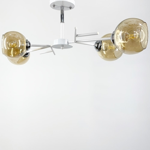 Люстра на 4 янтарних плафони в білому корпусі 75х22 см