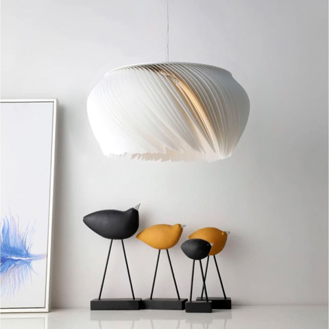 Изящный белый светильник с декоративными лепестками Ø 60 см