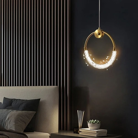 Изысканный светильник с подвесным латунным кольцом Ø 30 см