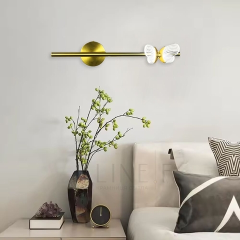 Бра з метеликом справа у латунному корпусі 46 см