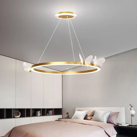 Світлодіодна люстра кільце із метеликами в латунному корпусі Ø 80 см