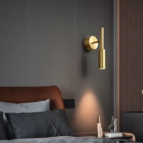 Настінне латунне бра BERNARD із регулюючим механізмом