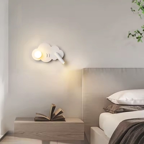 Праве бра хмаринка у білому корпусі 24х17 см