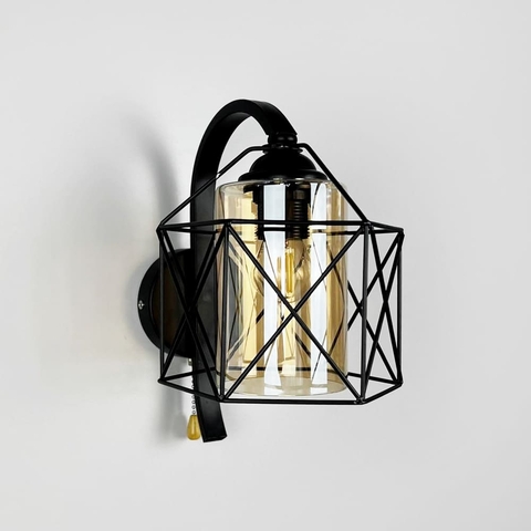 Металеве бра в стилі Лофт у чорному корпусі 28х17 см з янтарним плафоном
