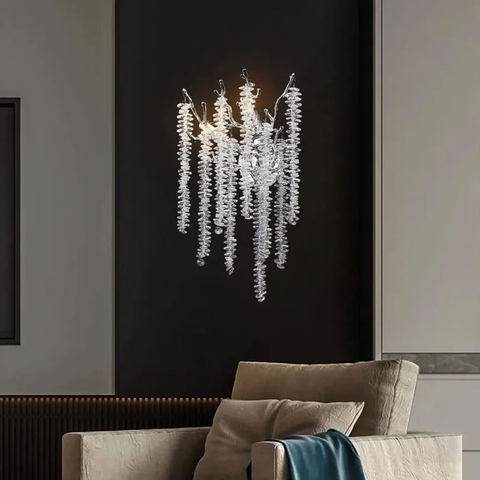 Изысканное серебряное бра с хрустальным подвесом 40х30 см