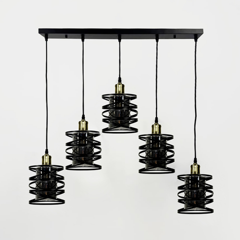 Светильник в черном удлиненном корпусе с 5 графитовыми плафонами