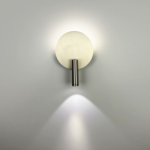 Сатинове бра зі спотом у круглому корпусі Ø 15 см