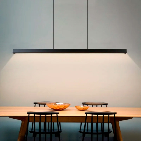 Лінійний чорний мінімалістичний LED світильник у корпусі 120 см