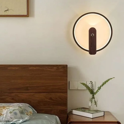 Бра в черном корпусе со светодиодным кольцом Ø 23,5 см