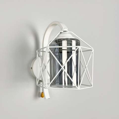 Металеве бра в стилі Лофт у білому корпусі 28х17 см з графітовим плафоном