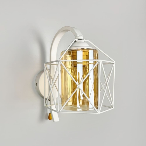 Металеве бра в стилі Лофт у білому корпусі 28х17 см з янтарним плафоном