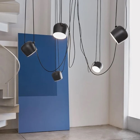 Світильник на 5 металевих плафонів із культовим дизайном 