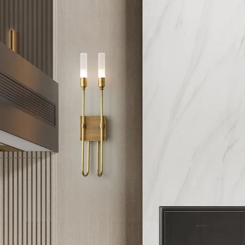 Подвійне бра в корпусі латунь з видовженими плафонами 68х18 см