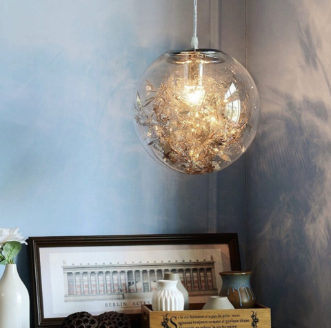 Підвісний світильник з прозорим плафоном кулею з флористичними мотивами Ø 30 см