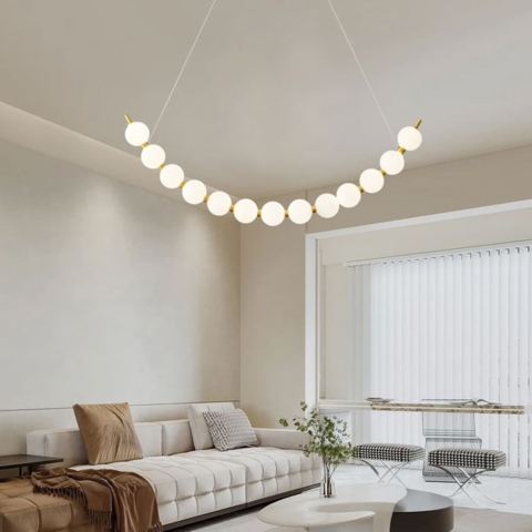 Светодиодная дуговая люстра PEARLIES на 13 белых шариков длиной 105 см