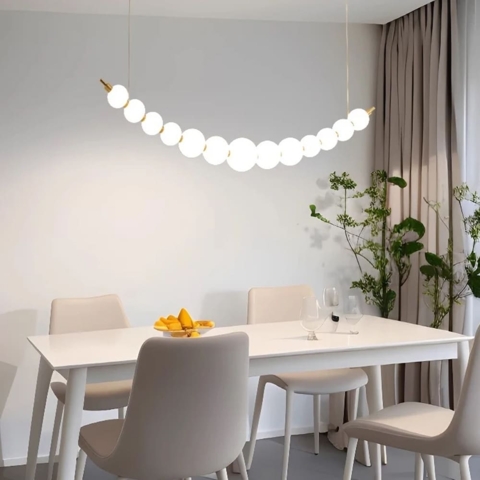 Світлодіодна дугова люстра на 13 білих кульок довжиною 110 см