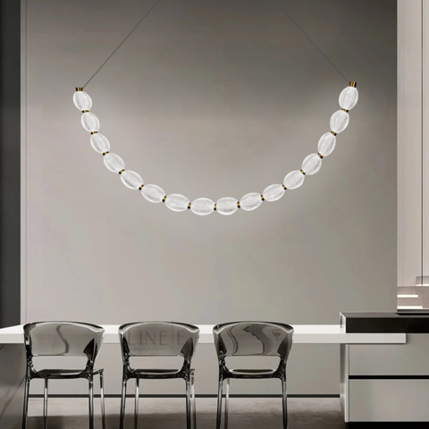 Дугова Led люстра з 16 прозорими рельєфними кульками у корпусі 120 см