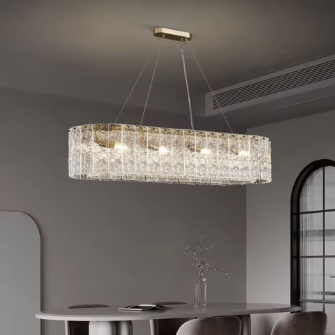 Підвісна видовжена латунна люстра із крижаними пластинами 120х35 см