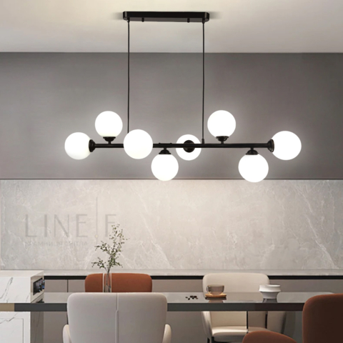 Видовжена чорна люстра на 8 білих плафонів 100х30 см