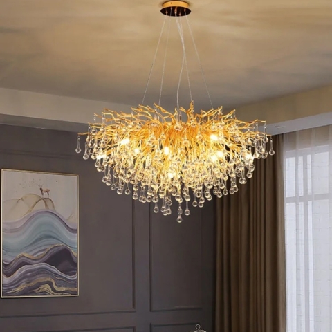 Люстра в круглому золотому корпусі зі скляними підвісами Ø 80 см