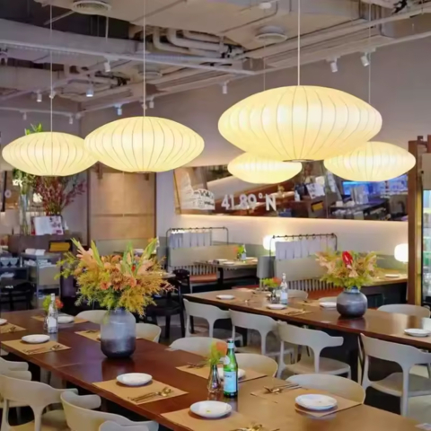 Білий дизайнерський світильник із полімерним овальним абажуром Ø60x27 см