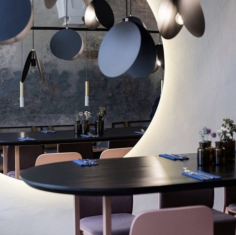 Подвесной светильник с минималистичным дизайном