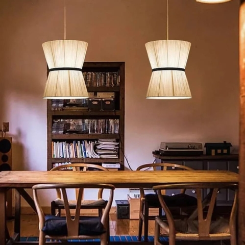 Білий дизайнерський світильник із полімерним циліндричним абажуром Ø40x48 см