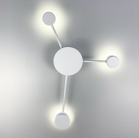 Бра з рухливими плафонами в білому кольорі