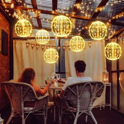 Led-світильник із підвісною каркасною сферичною конструкцією Ø20х25 см 