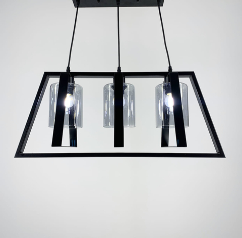 Люстра в стиле лофт в треугольной форме корпуса черного цвета