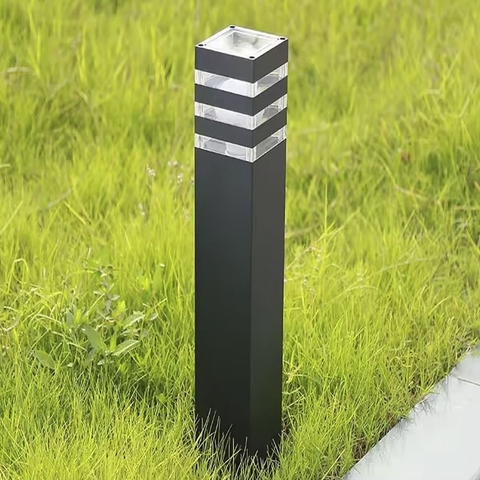 Уличный фонарь в черном цвете корпуса 80 см