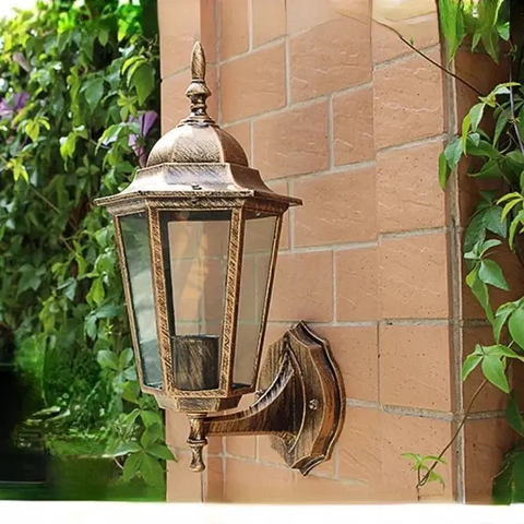Настінний вуличний ліхтар у корпусі 20 см