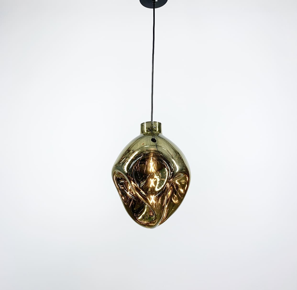 Підвісний світильник Tramonto з плафоном золотого кольору 