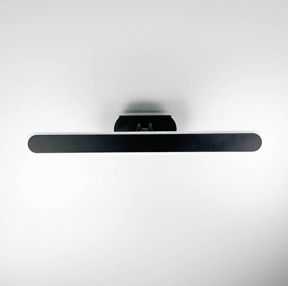 Настенный светильник для интерьерной подсветки овальной формы