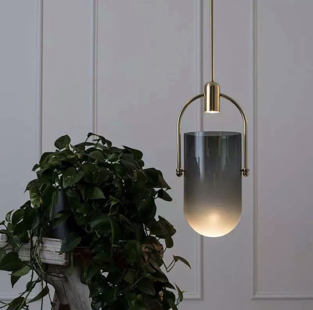 Підвісний декоративний світильник з вбудованим світлодіодним елементом
